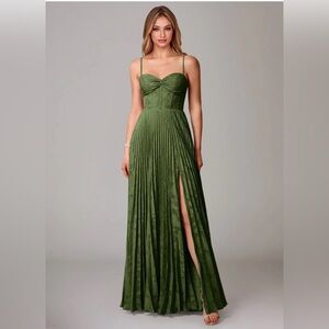 Azazie Elegant Green Pleated Maxi Dress women’s 14